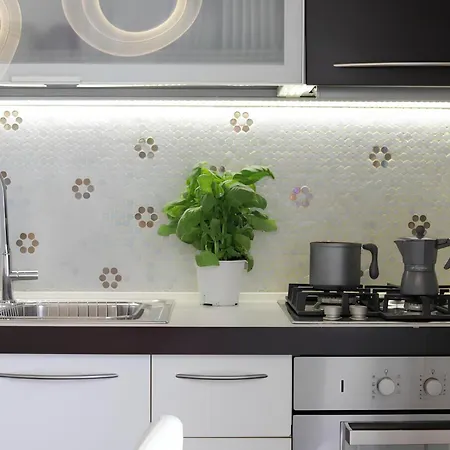 Tittas Cocoon By Monholiday